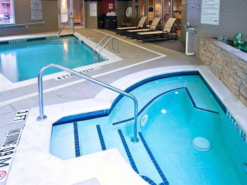 Cambria Hotel Raleigh-Durham Airport Моррисвилл Экстерьер фото