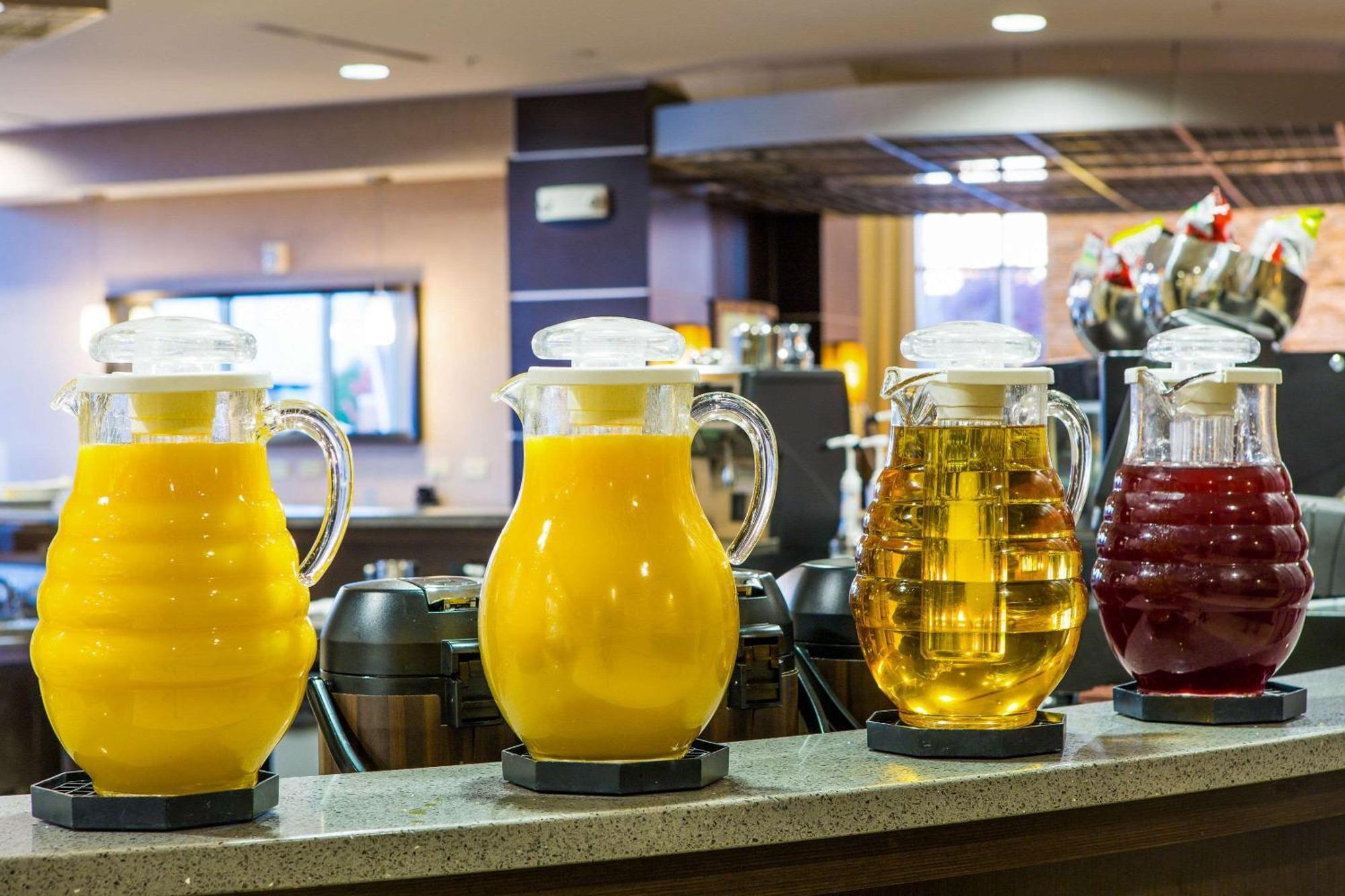 Cambria Hotel Raleigh-Durham Airport Моррисвилл Экстерьер фото