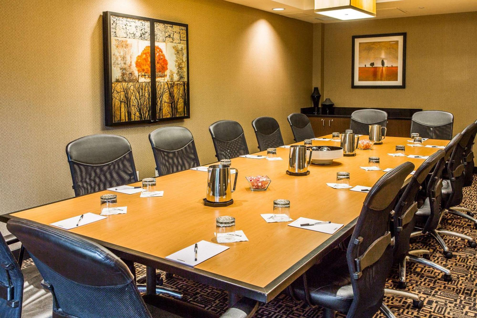 Cambria Hotel Raleigh-Durham Airport Моррисвилл Экстерьер фото