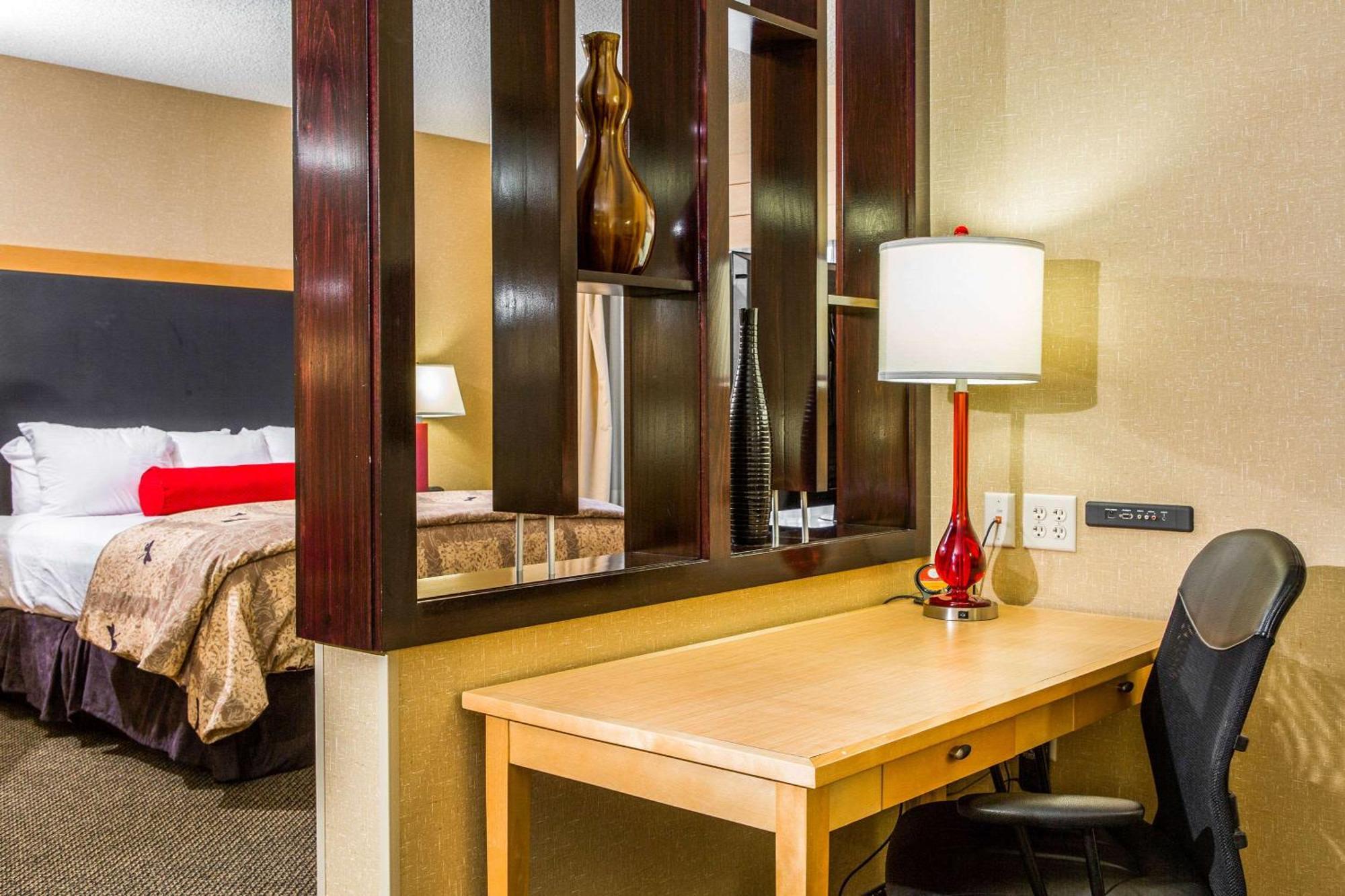 Cambria Hotel Raleigh-Durham Airport Моррисвилл Экстерьер фото