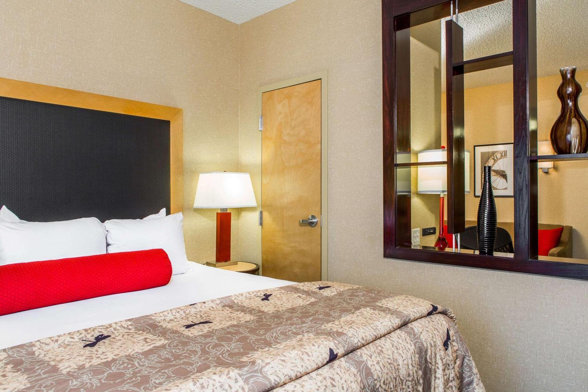 Cambria Hotel Raleigh-Durham Airport Моррисвилл Экстерьер фото